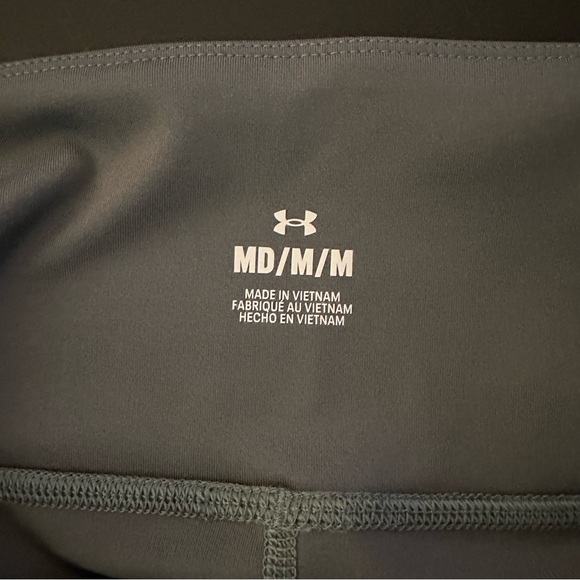 Under Armour Charcoal Performance Leggings - Picture 5 of 7